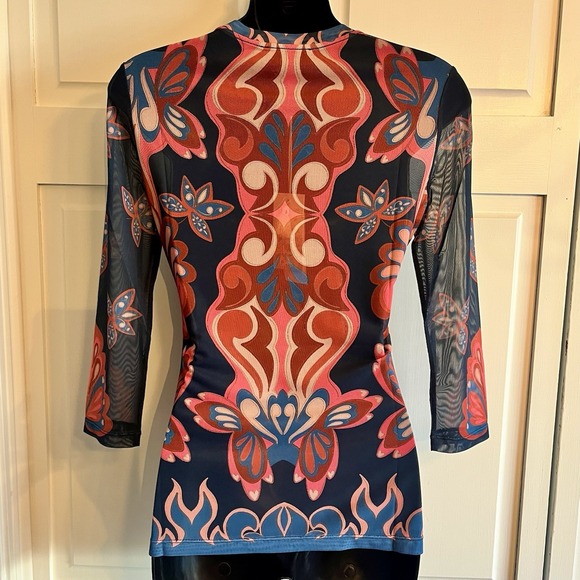 NEW Johnny Was XS Kaia Mesh Tee T-Shirt Women's Blue Pink Symmetrical Ryland - Picture 5 of 14